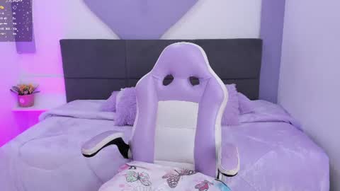 Angelica online show from June 22, 2026, 6:38 pm