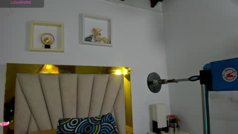 Snapshot of angel_dthroat chatting on January 25, 2025, 12:05 pm ANGHEL online show from January 25, 2025, 12:05 pm