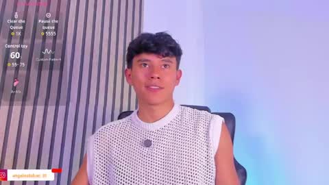 Snapshot of angel_esteban_fx chatting on April 22, 2026, 7:37 pm ngel Esteban online show from April 22, 2026, 7:37 pm