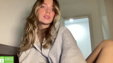 Snapshot of angel_from_sky chatting on February 1, 2025, 1:09 pm Greetings Jess online show from February 1, 2025, 1:09 pm