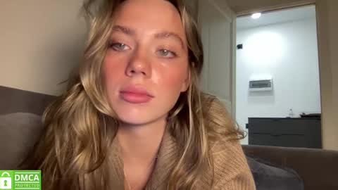 Snapshot of angel_from_sky chatting on February 13, 2025, 3:46 pm Greetings Jess online show from February 13, 2025, 3:46 pm