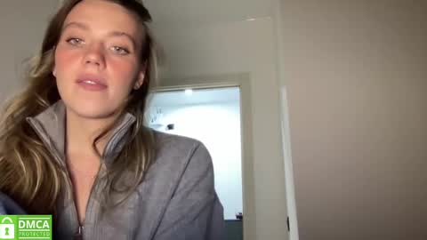 Snapshot of angel_from_sky chatting on February 21, 2025, 2:38 pm Greetings Jess online show from February 21, 2025, 2:38 pm