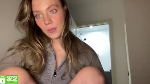 Snapshot of angel_from_sky chatting on February 25, 2025, 5:58 pm Greetings Jess online show from February 25, 2025, 5:58 pm