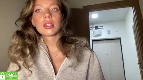 Snapshot of angel_from_sky2 chatting on March 26, 2026, 10:21 am Jess online show from March 26, 2026, 10:21 am