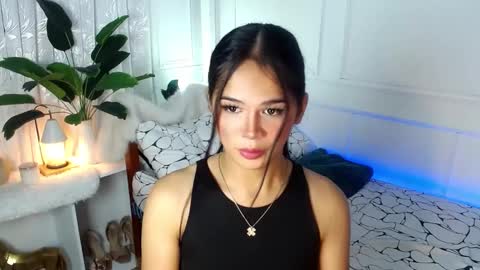 angela online show from February 3, 2025, 6:45 am