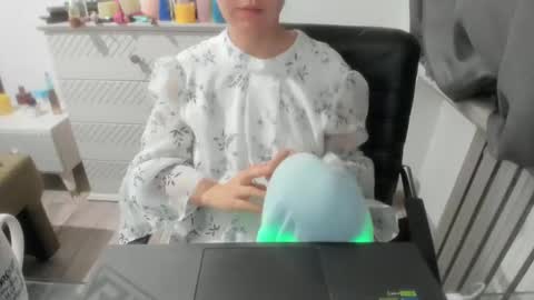 Snapshot of angel_lee__ chatting on February 18, 2025, 3:54 pm angel_lee__ online show from February 18, 2025, 3:54 pm