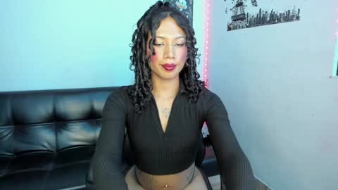 Snapshot of angel_love_b chatting on January 23, 2025, 11:47 pm ngel EVERYDAY from 2145 to 0500am Colombia hour online show from January 23, 2025, 11:47 pm