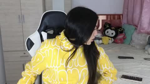 Snapshot of angel_lusst chatting on December 2, 2024, 3:15 am angeline online show from December 2, 2024, 3:15 am