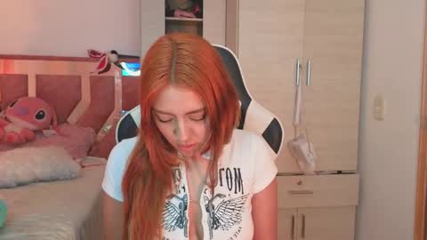 Snapshot of angel_lusst chatting on January 16, 2025, 6:35 am angeline online show from January 16, 2025, 6:35 am