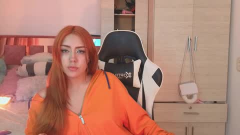 Snapshot of angel_lusst chatting on January 17, 2025, 4:28 am angeline online show from January 17, 2025, 4:28 am