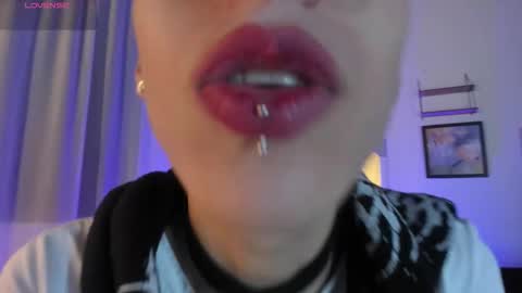 Angel online show from October 17, 2025, 4:15 am