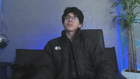 angel_scott2 online show from February 21, 2026, 11:22 am