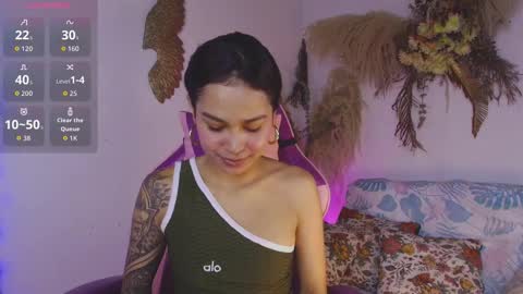 Snapshot of angel_smile18 chatting on February 17, 2026, 6:36 pm angel online show from February 17, 2026, 6:36 pm