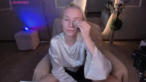 Snapshot of angel_tessa chatting on July 16, 2026, 5:57 am Angelica online show from July 16, 2026, 5:57 am