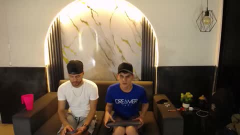 angel_villareal_ online show from February 26, 2026, 5:06 am