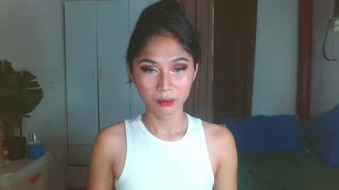 Snapshot of angela_mccollins chatting on December 3, 2024, 1:30 am angela online show from December 3, 2024, 1:30 am