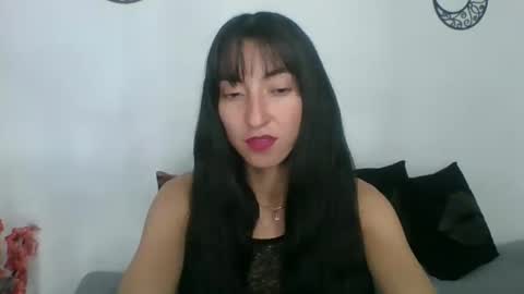 Snapshot of angela_mis chatting on March 10, 2025, 10:34 pm Angela online show from March 10, 2025, 10:34 pm