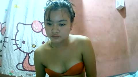 angela_rose12345 online show from February 15, 2026, 7:32 pm