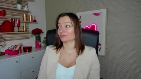 Angela online show from March 12, 2026, 6:41 am