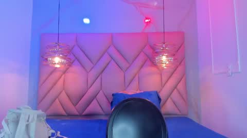Snapshot of angelaa_cute chatting on July 28, 2026, 12:12 pm ANGELA online show from July 28, 2026, 12:12 pm