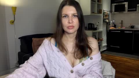 Snapshot of angeladarkk chatting on November 9, 2025, 3:54 pm Angela online show from November 9, 2025, 3:54 pm