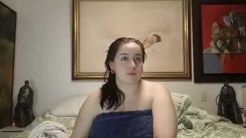 Snapshot of angelamax1 chatting on June 11, 2026, 12:08 am Max y Angela independent model online show from June 11, 2026, 12:08 am