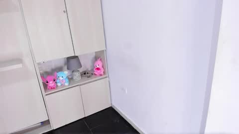 Snapshot of angelariverss chatting on February 27, 2026, 12:05 pm angelariverss online show from February 27, 2026, 12:05 pm