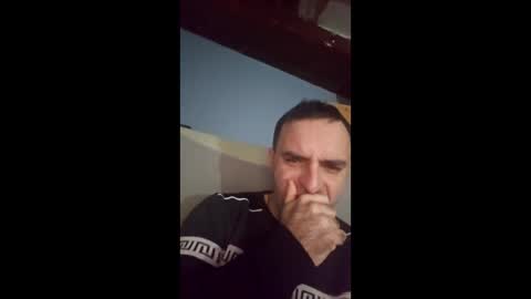 angeldemonio11 online show from December 15, 2025, 1:32 am