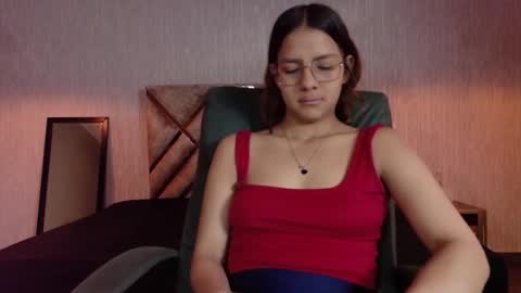 angel online show from October 15, 2025, 1:44 pm