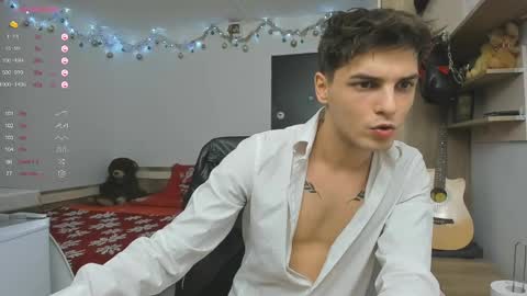 Frankie  online show from December 31, 2024, 4:04 pm