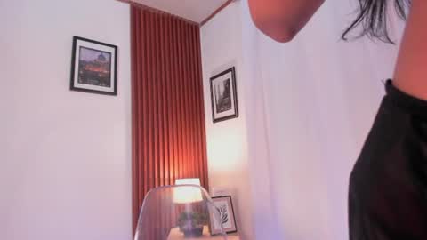 Snapshot of angeli_sexi chatting on June 13, 2026, 11:35 pm Carolina online show from June 13, 2026, 11:35 pm