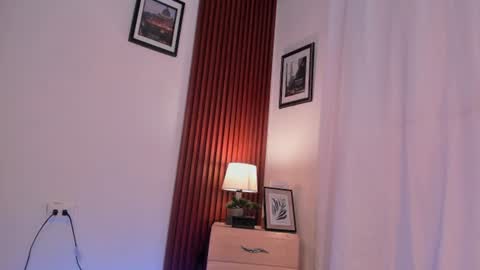 Snapshot of angeli_sexi chatting on June 16, 2026, 12:57 am Carolina online show from June 16, 2026, 12:57 am