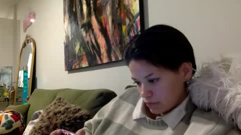 angelia01m online show from November 6, 2025, 12:55 am