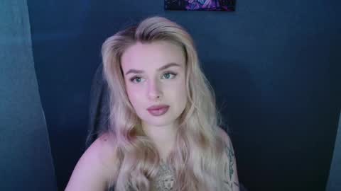 Snapshot of angelicablanch chatting on September 19, 2025, 9:48 pm angelicablanch online show from September 19, 2025, 9:48 pm