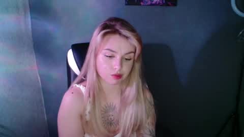 Snapshot of angelicablanch chatting on September 23, 2025, 8:12 pm angelicablanch online show from September 23, 2025, 8:12 pm