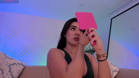  Angelica Vega  online show from September 25, 2025, 7:17 pm