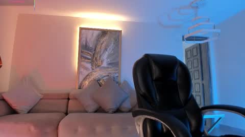  Angelica Vega  online show from November 19, 2025, 5:35 pm