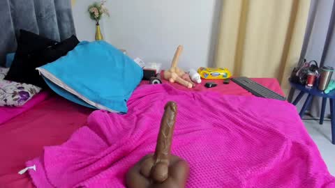   Angelina  online show from February 8, 2025, 6:33 am