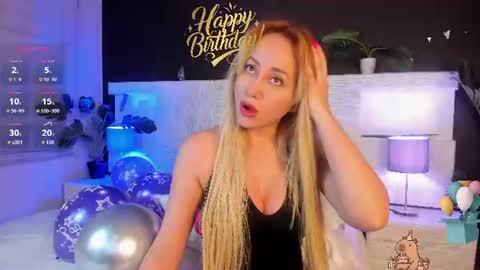 angelina_hilton online show from June 16, 2026, 12:30 pm