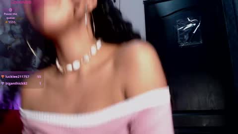 angeline_scot online show from April 25, 2026, 1:41 pm