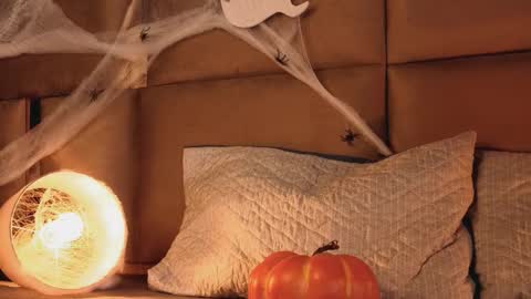 angelinepossy online show from October 29, 2025, 10:00 pm