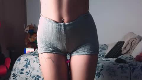 Snapshot of angelinhaa chatting on January 18, 2026, 3:43 am Angelinhaa online show from January 18, 2026, 3:43 am