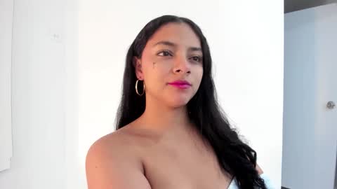 A F R O D I T A online show from December 19, 2025, 11:17 am