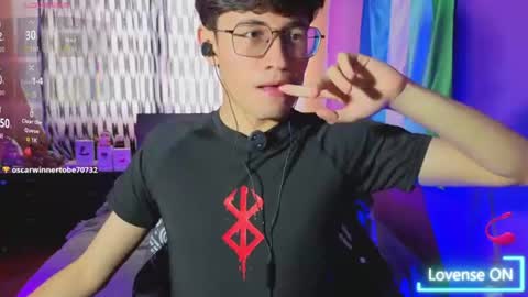 Snapshot of angelito18_twink chatting on June 26, 2026, 2:10 pm Angel online show from June 26, 2026, 2:10 pm