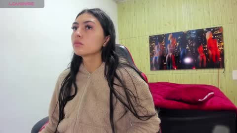 Snapshot of angell_cooper8 chatting on May 10, 2026, 12:32 pm Angell cooper8 online show from May 10, 2026, 12:32 pm