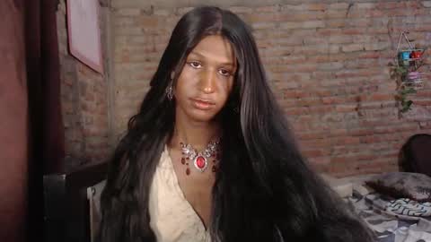 Danielle online show from December 18, 2025, 11:33 pm