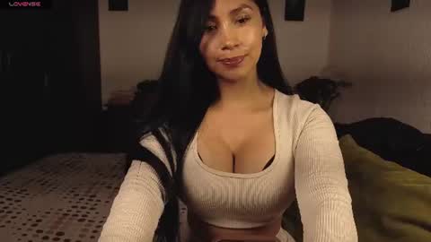 Snapshot of angellaisabella chatting on June 12, 2026, 10:08 pm ANGELA ISABELLA online show from June 12, 2026, 10:08 pm