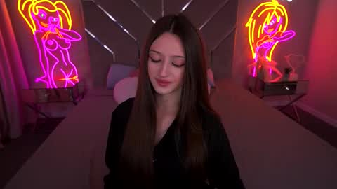 Snapshot of angellblush chatting on October 3, 2025, 1:30 pm AngelBlush online show from October 3, 2025, 1:30 pm