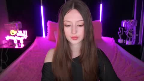 Snapshot of angellblush chatting on October 6, 2025, 1:19 pm AngelBlush online show from October 6, 2025, 1:19 pm