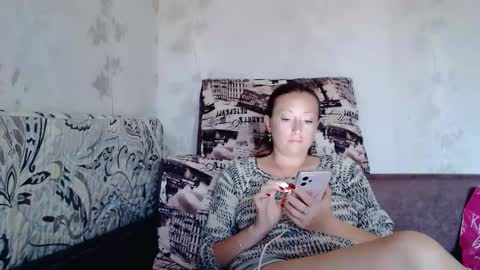 Snapshot of angellllsexy chatting on September 13, 2025, 3:01 pm Galina online show from September 13, 2025, 3:01 pm